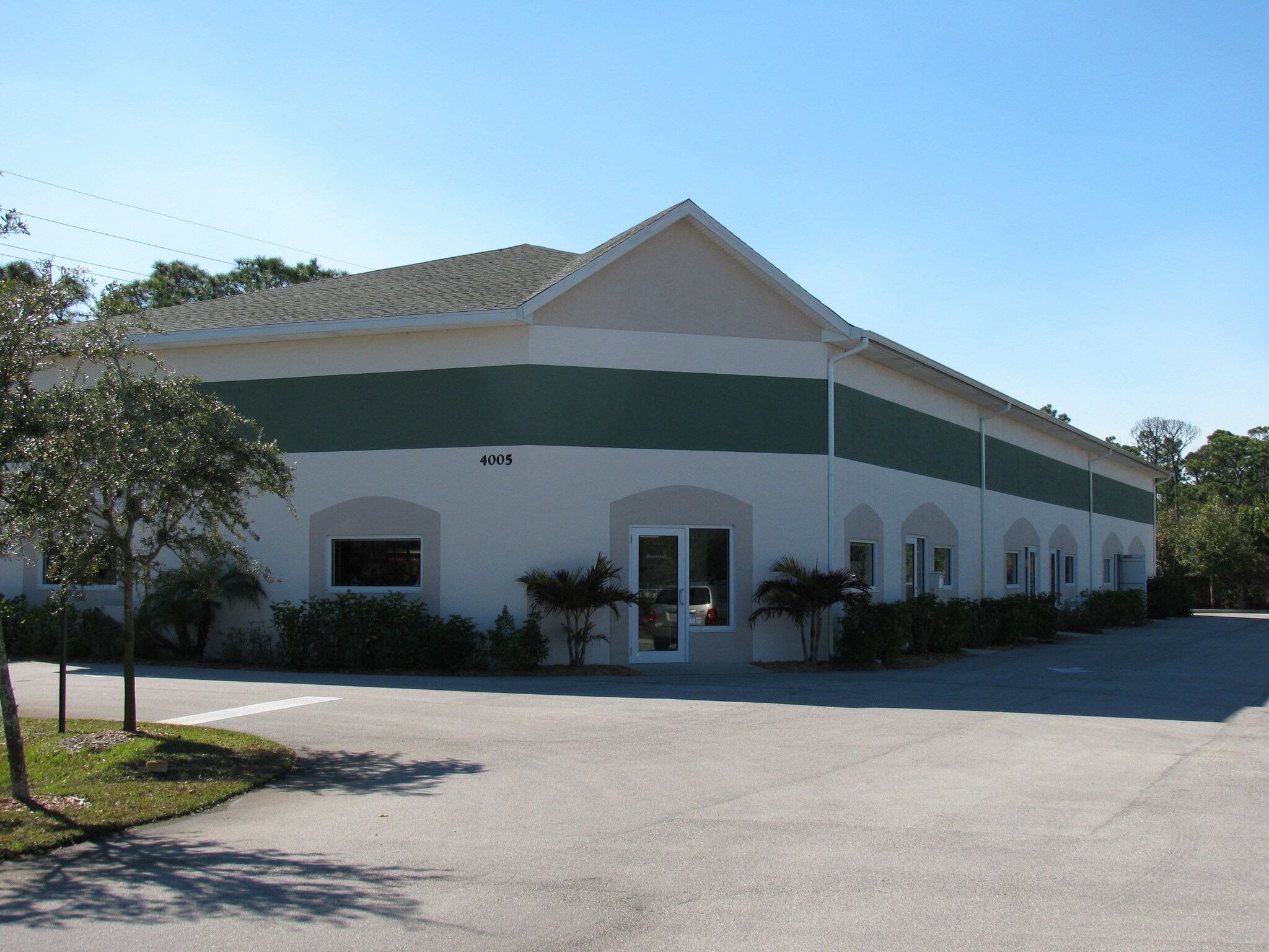 4005 43rd Ave, Vero Beach, FL for Sale