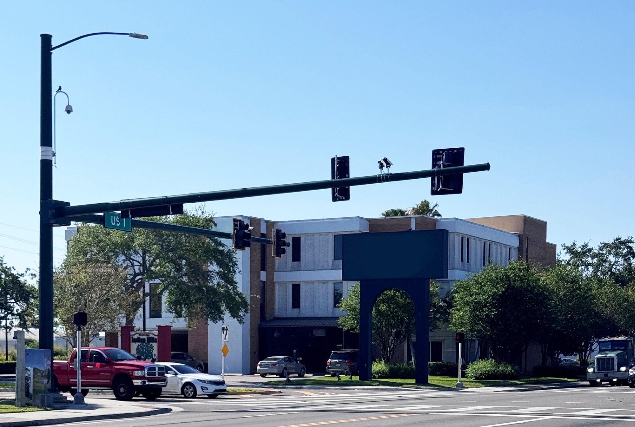 1600 S US Highway 1, Fort Pierce, FL for Sale