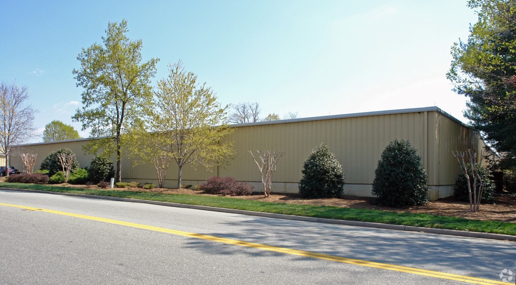 521 Research Rd, Richmond, VA for Sale