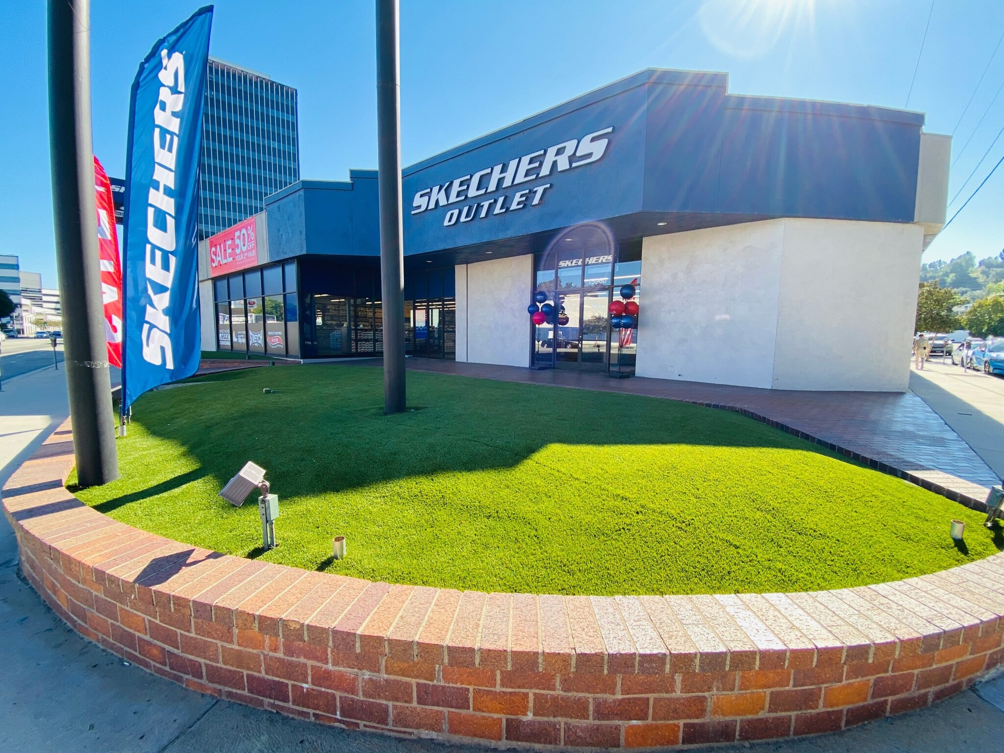 15960 Ventura Blvd, Encino, CA for Rent