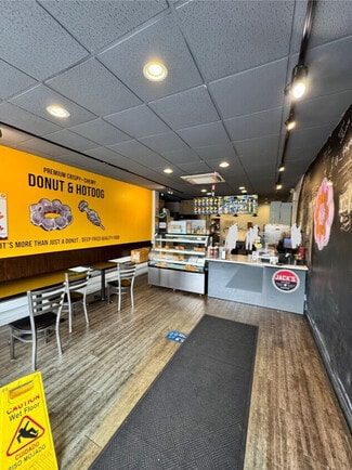 Bayside, NY Retail - 4543B Bell Blvd