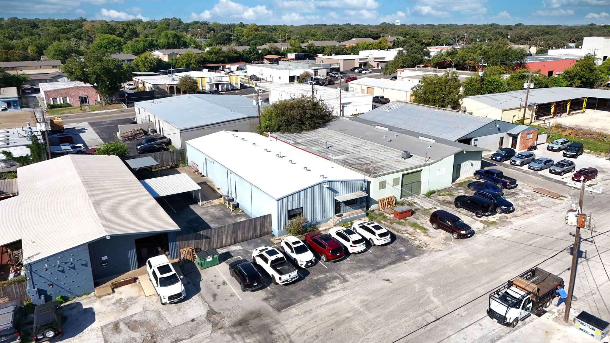 106 W Turbo Dr, San Antonio, TX for Sale