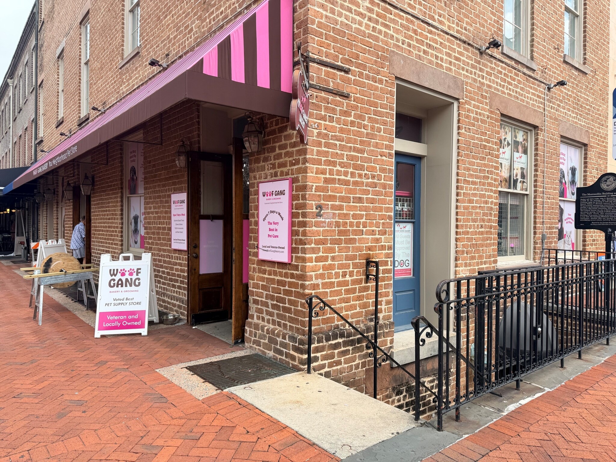 21 Barnard St, Savannah, GA for Rent