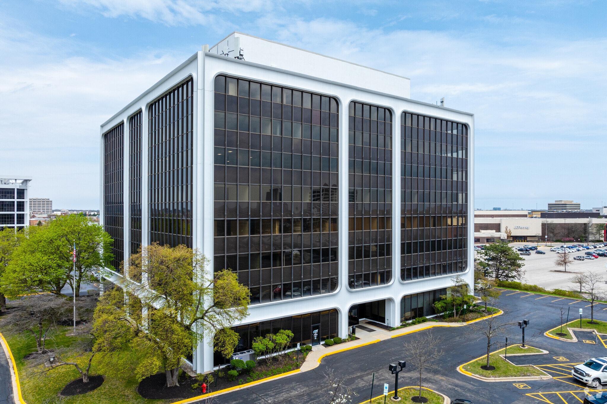 999 Plaza Dr, Schaumburg, IL for Rent