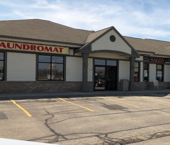 811 Fox Ln, Waterford, WI for Rent