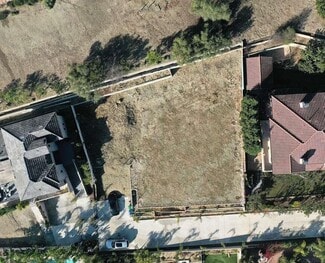 Santa Ana, CA Residential - 19352 Fisher Ln
