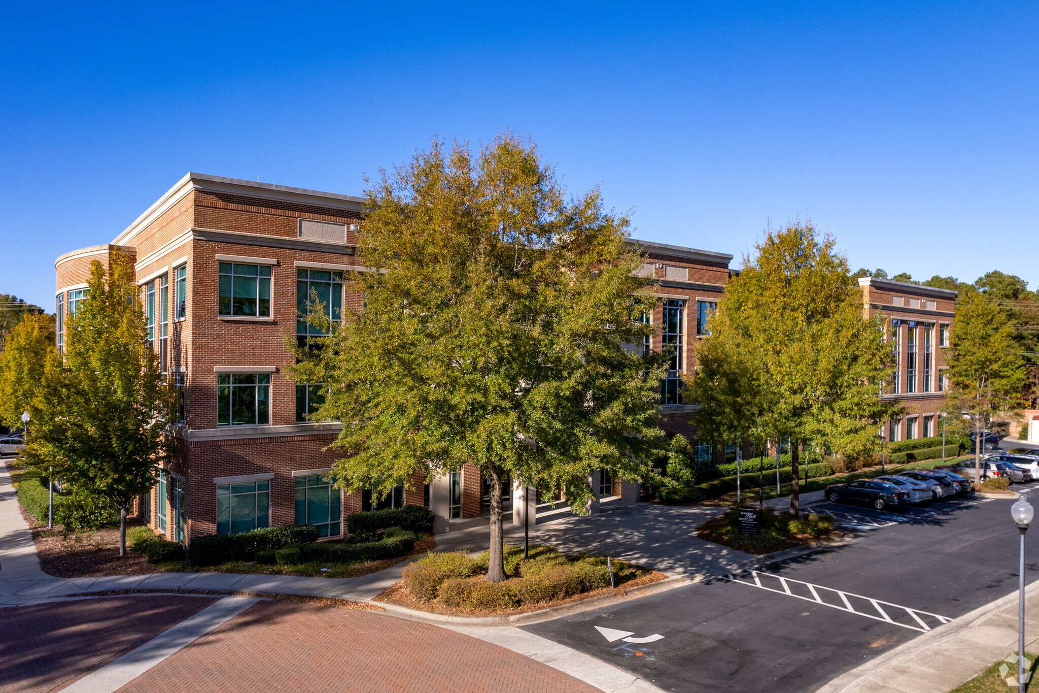 77 Vilcom Center Dr, Chapel Hill, NC for Sale