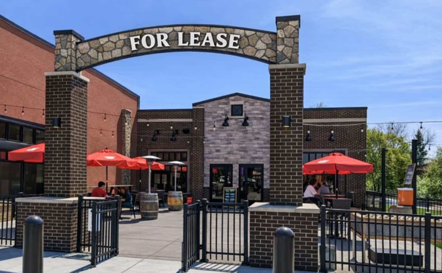 133-137 W Main St, Little Chute, WI for Rent