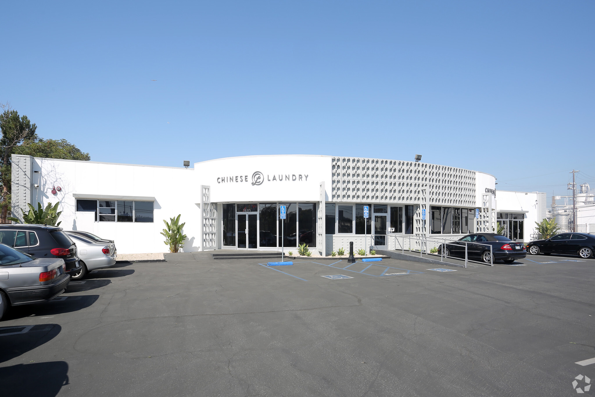 3485 S La Cienega Blvd Los Angeles, CA 90016 - Flex Property for Lease ...