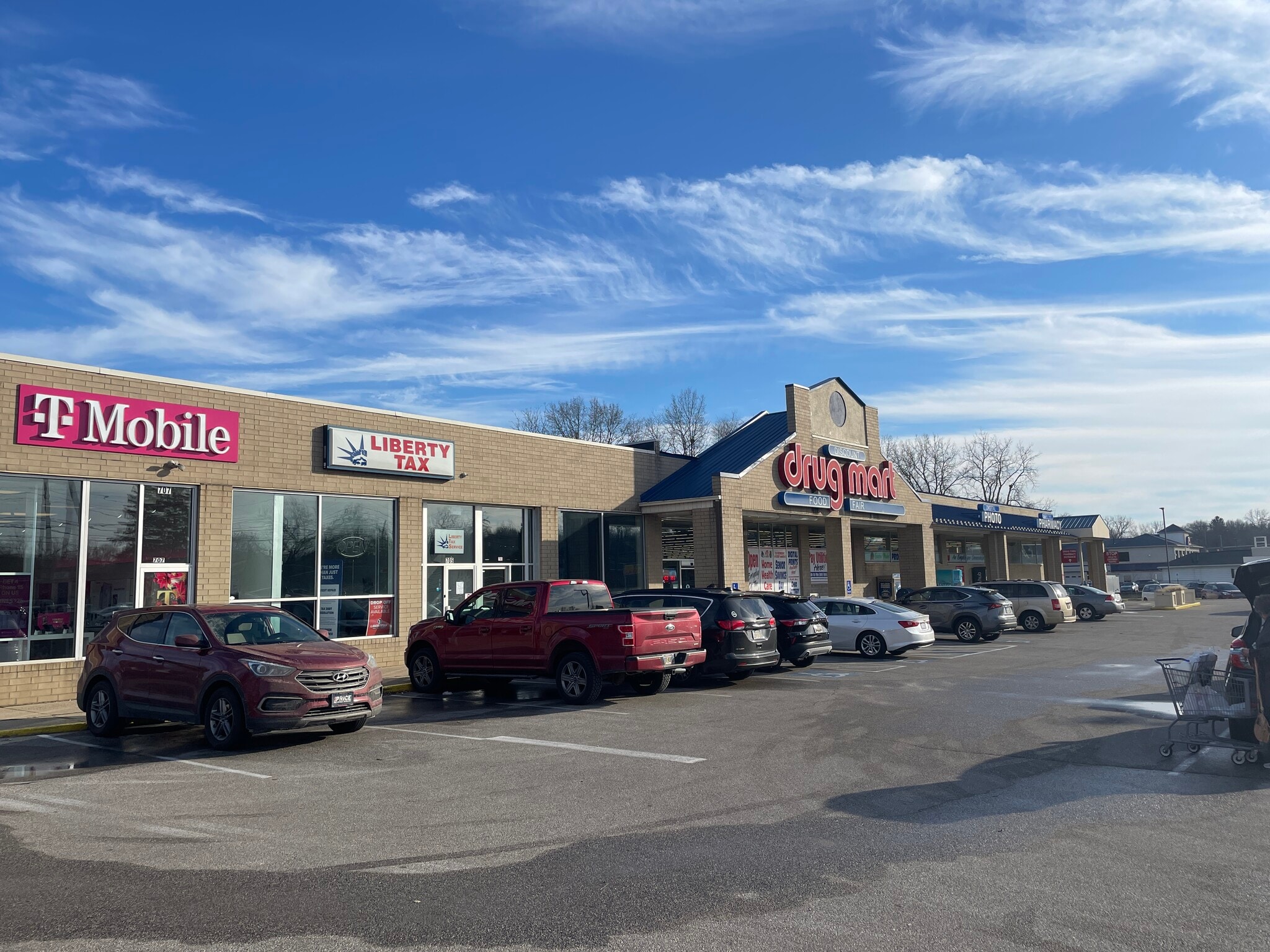 699-711 Canton Rd, Akron, OH for Sale