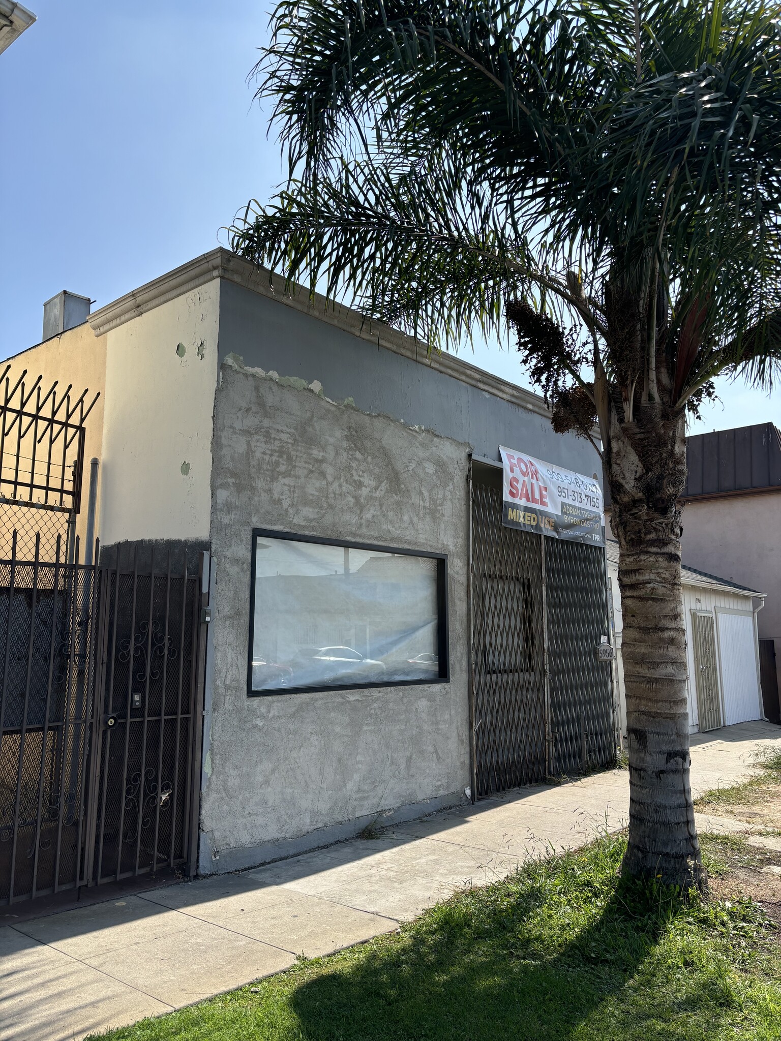 5956 West Blvd, Los Angeles, CA for Sale