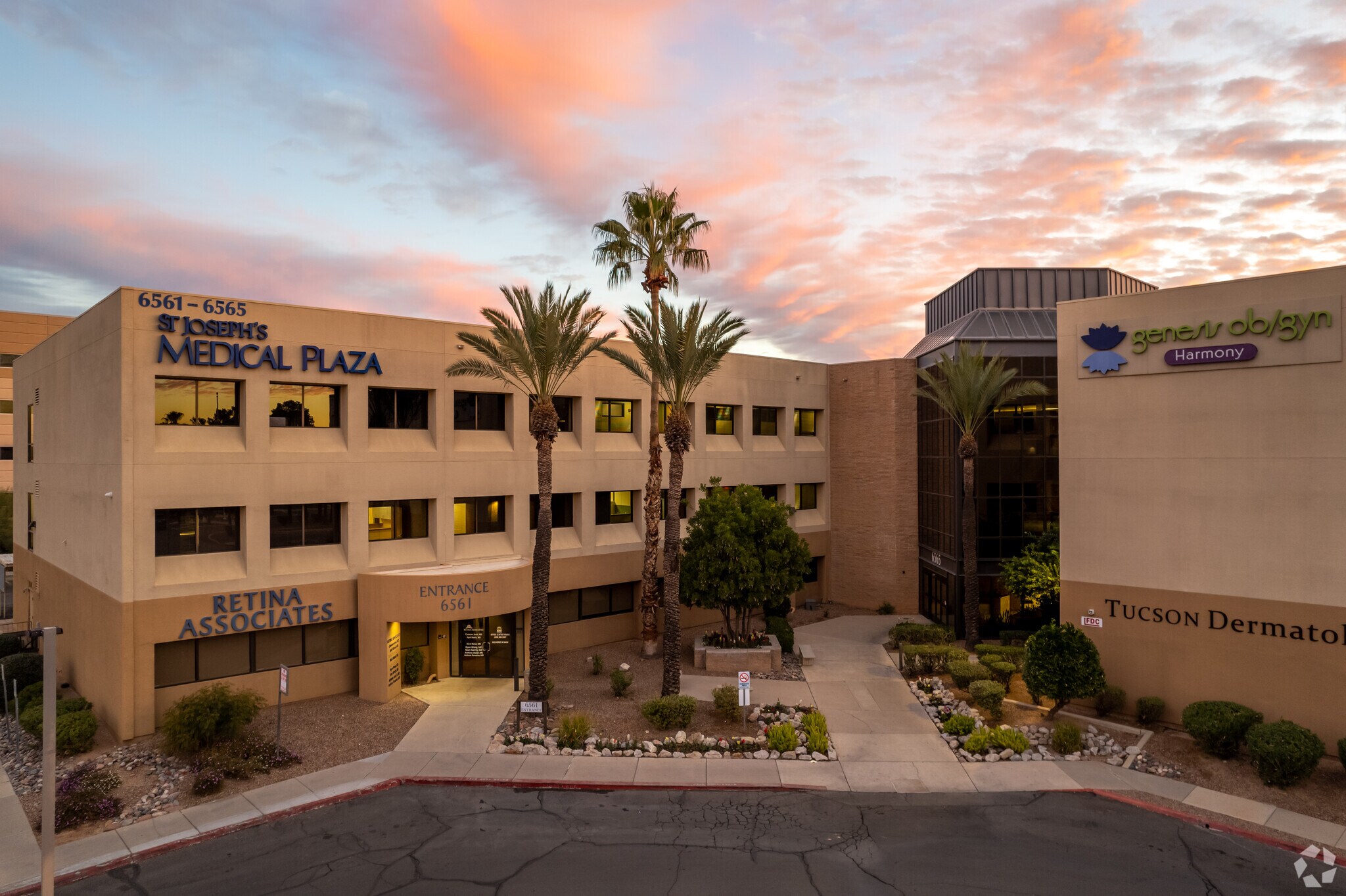 6565 E Carondelet Dr, Tucson, AZ for Rent