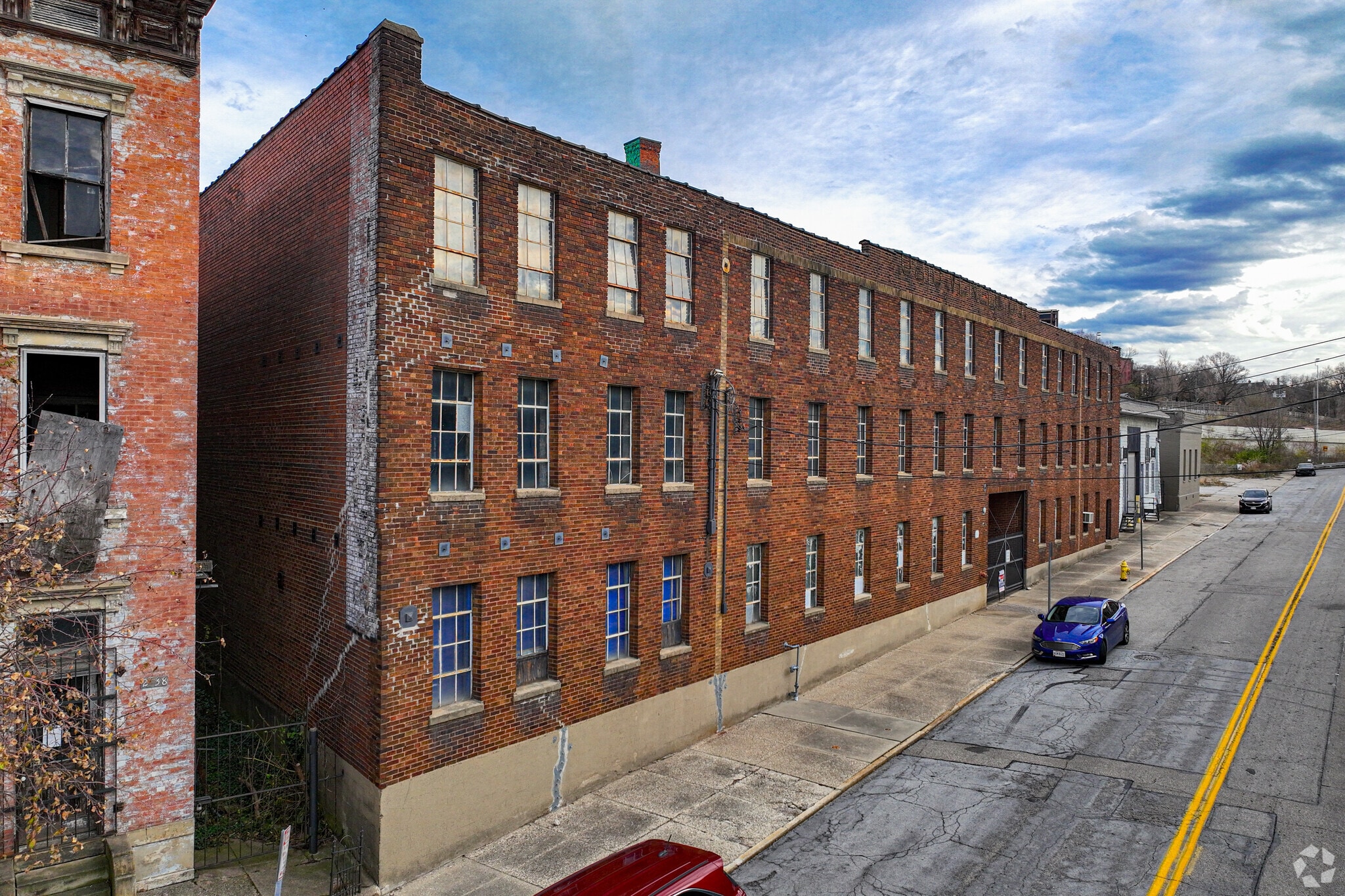 2624 Colerain Ave, Cincinnati, OH for Rent