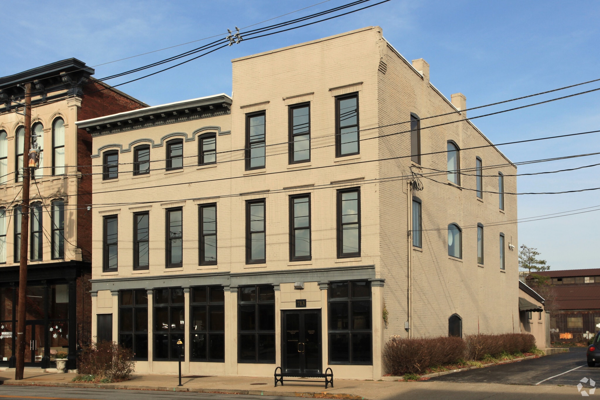 713 E Market St, Louisville, KY for Sale