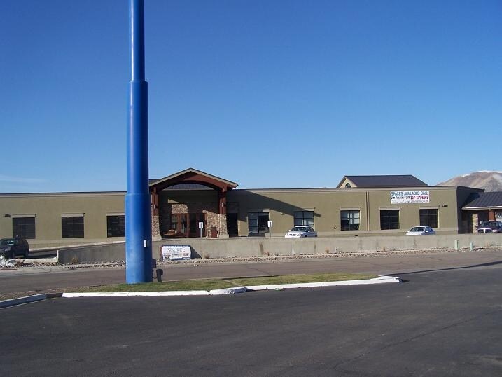 2620 Commercial Way, Rock Springs, WY for Rent