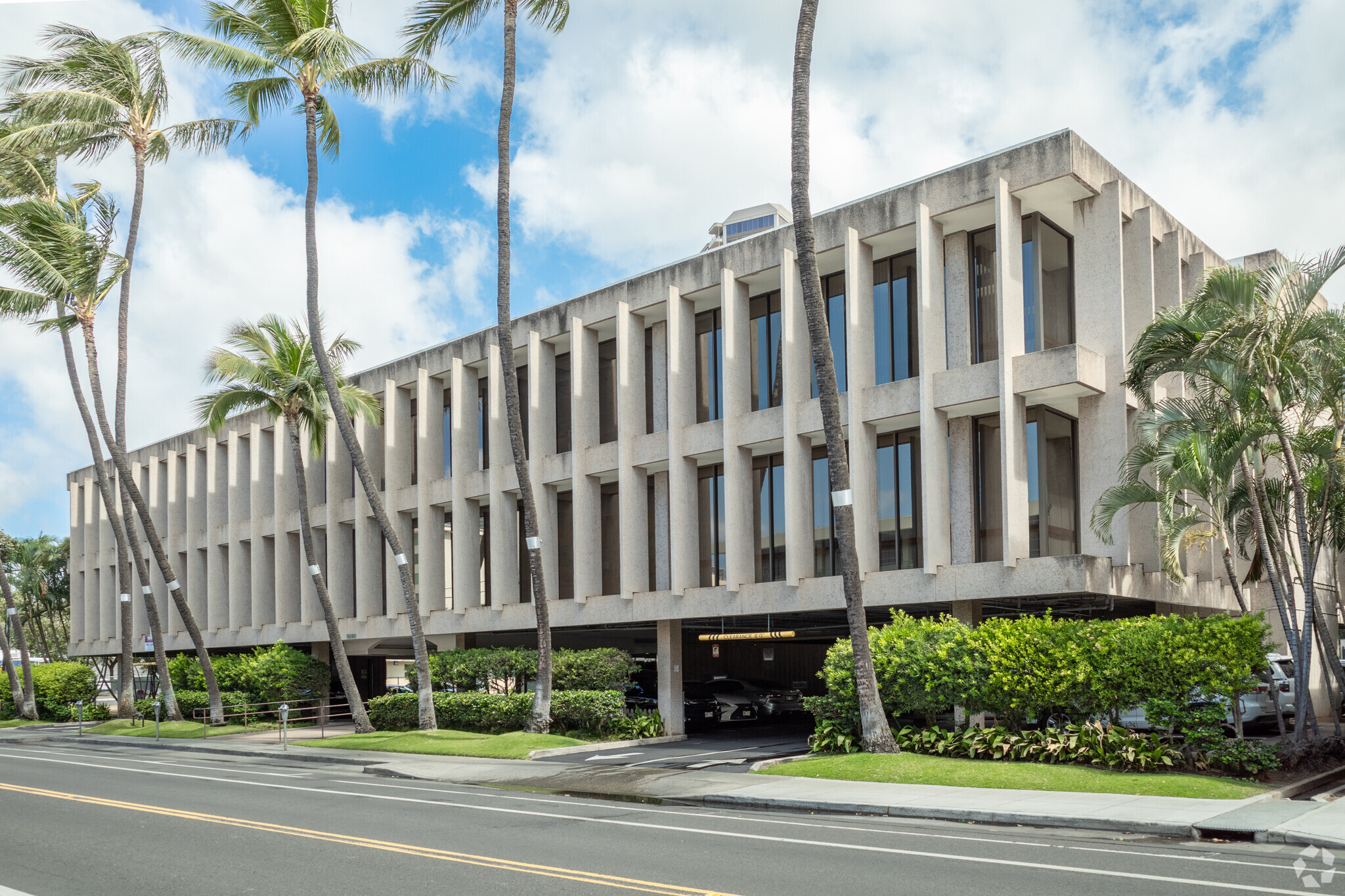 1060 Young St, Honolulu, HI for Rent