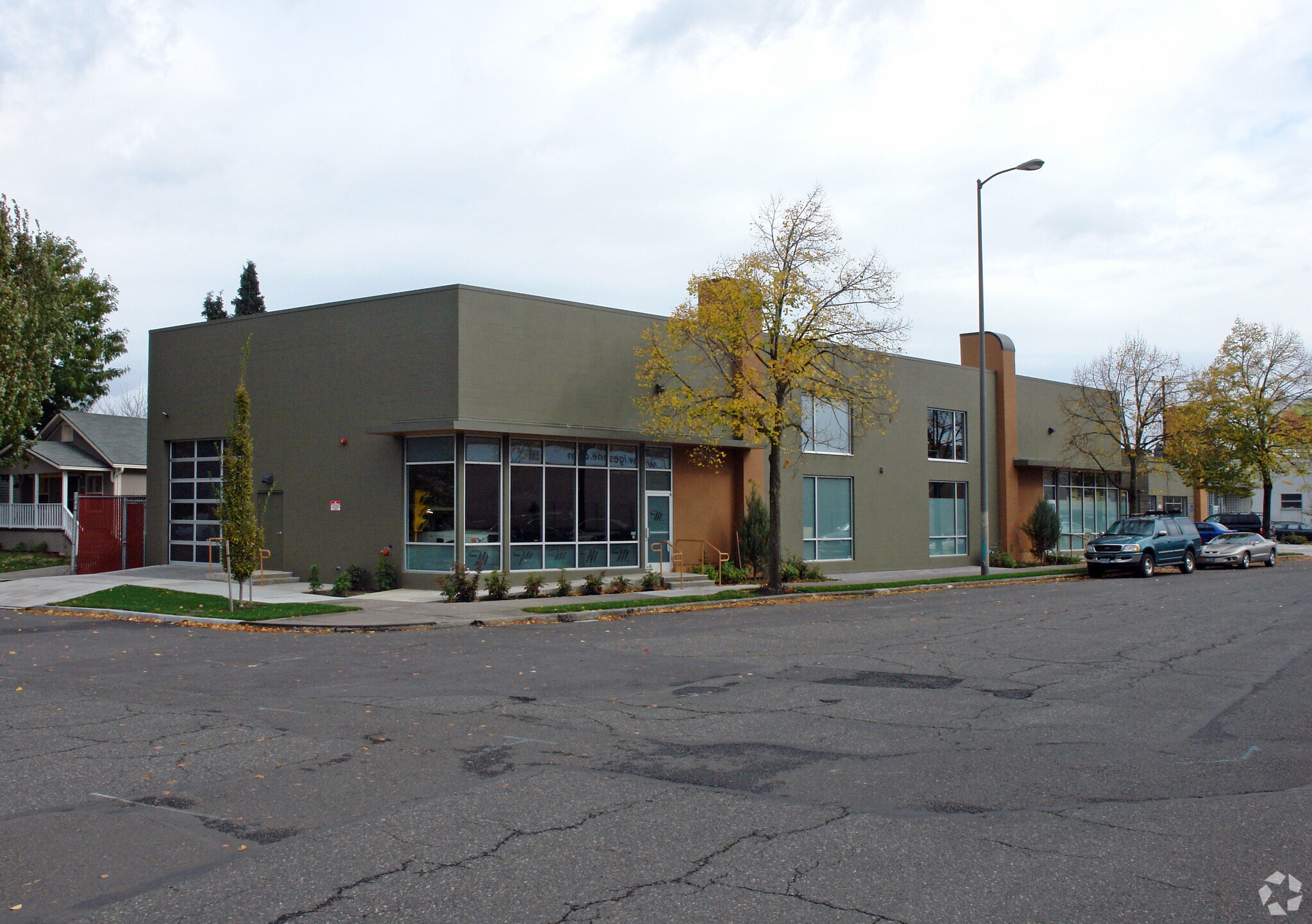 1925-1935 SE Powell Blvd, Portland, OR for Rent