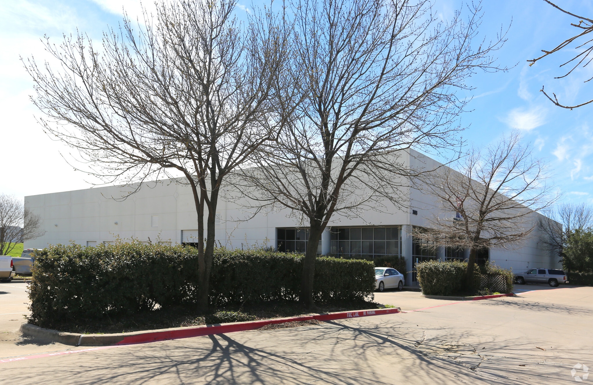 2168 W Diplomat Dr, Dallas, TX for Rent