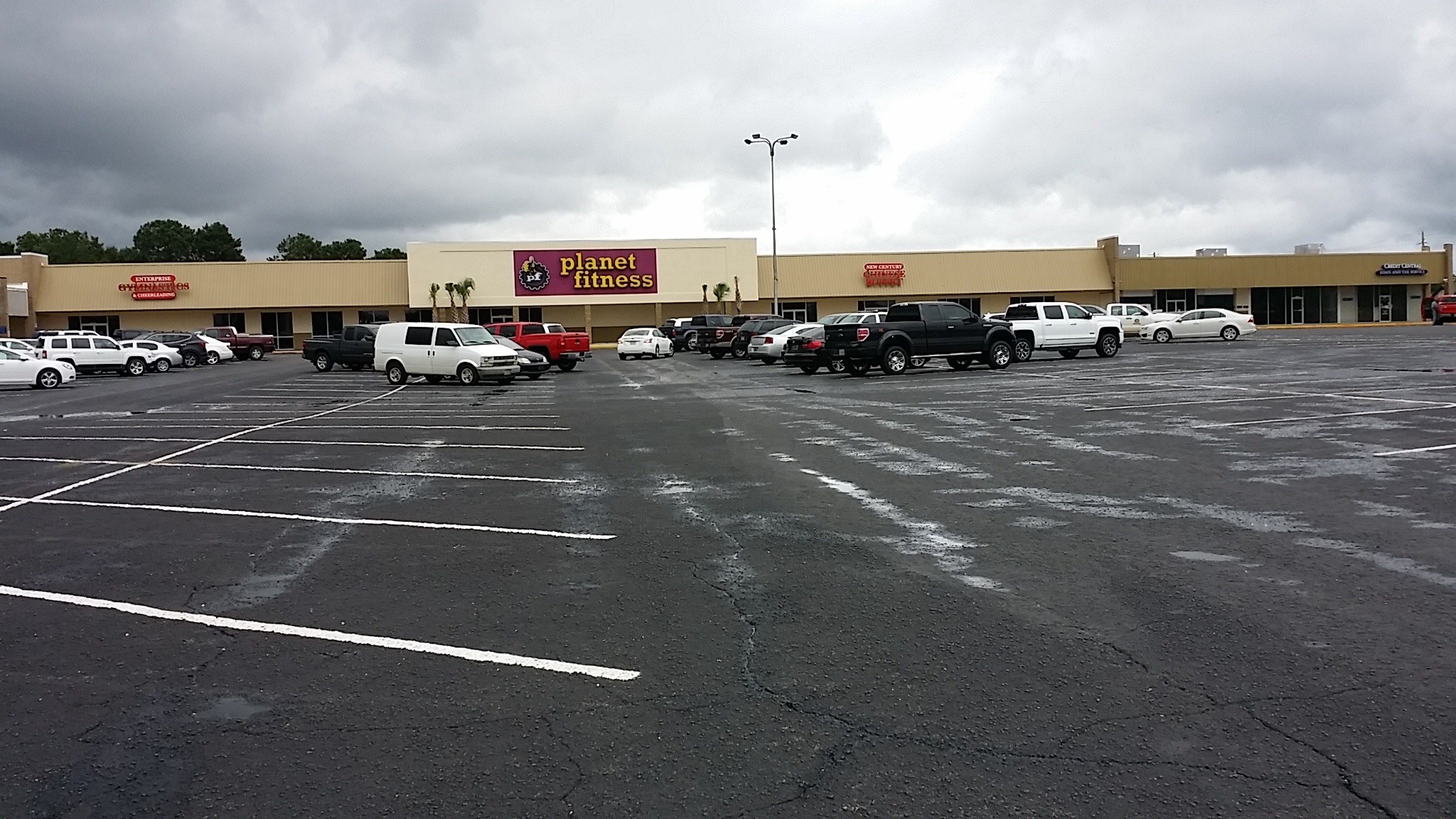 913 Rucker Blvd, Enterprise, AL for Rent