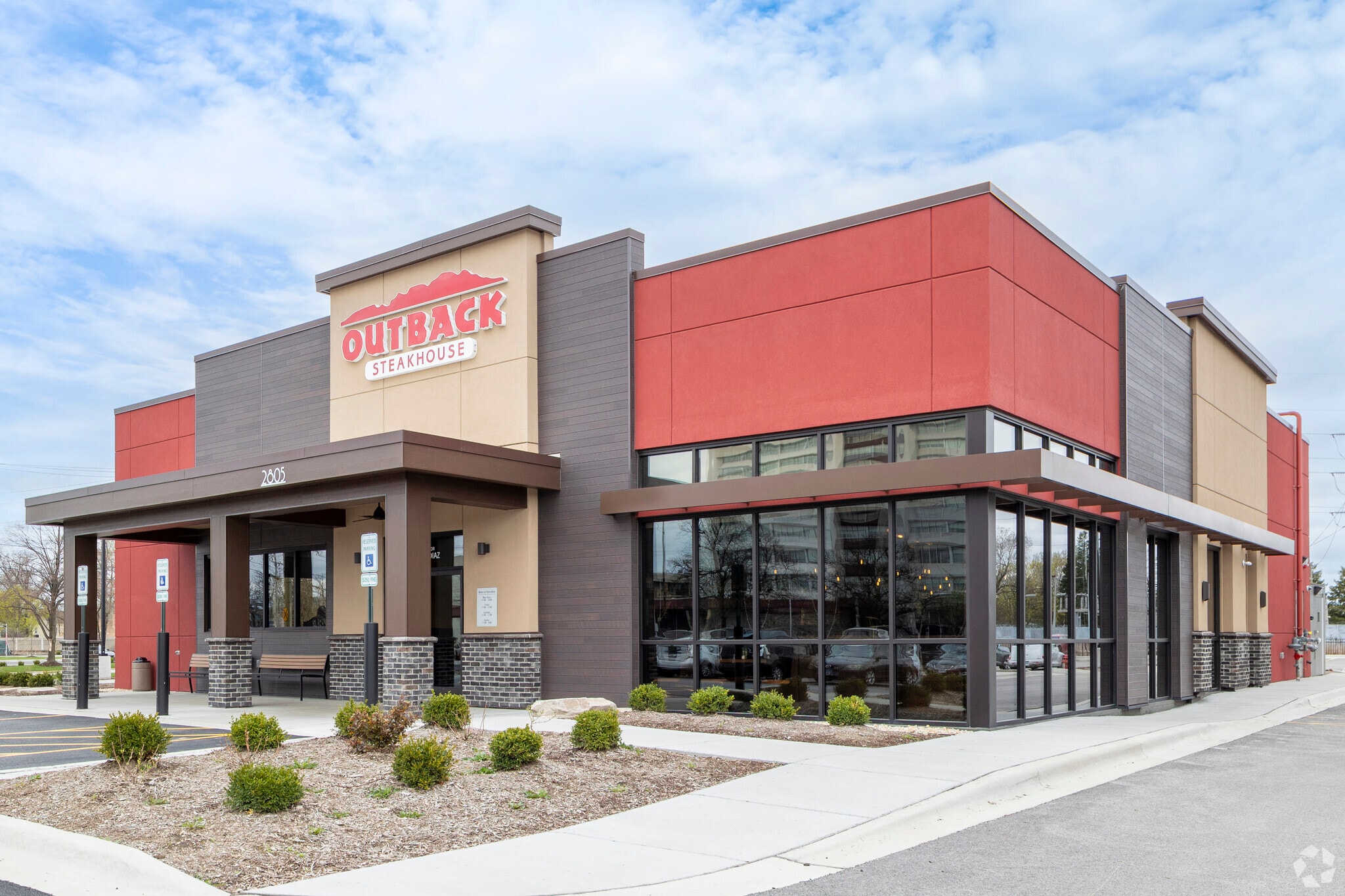 2805 Mannheim Rd, Des Plaines, IL for Sale