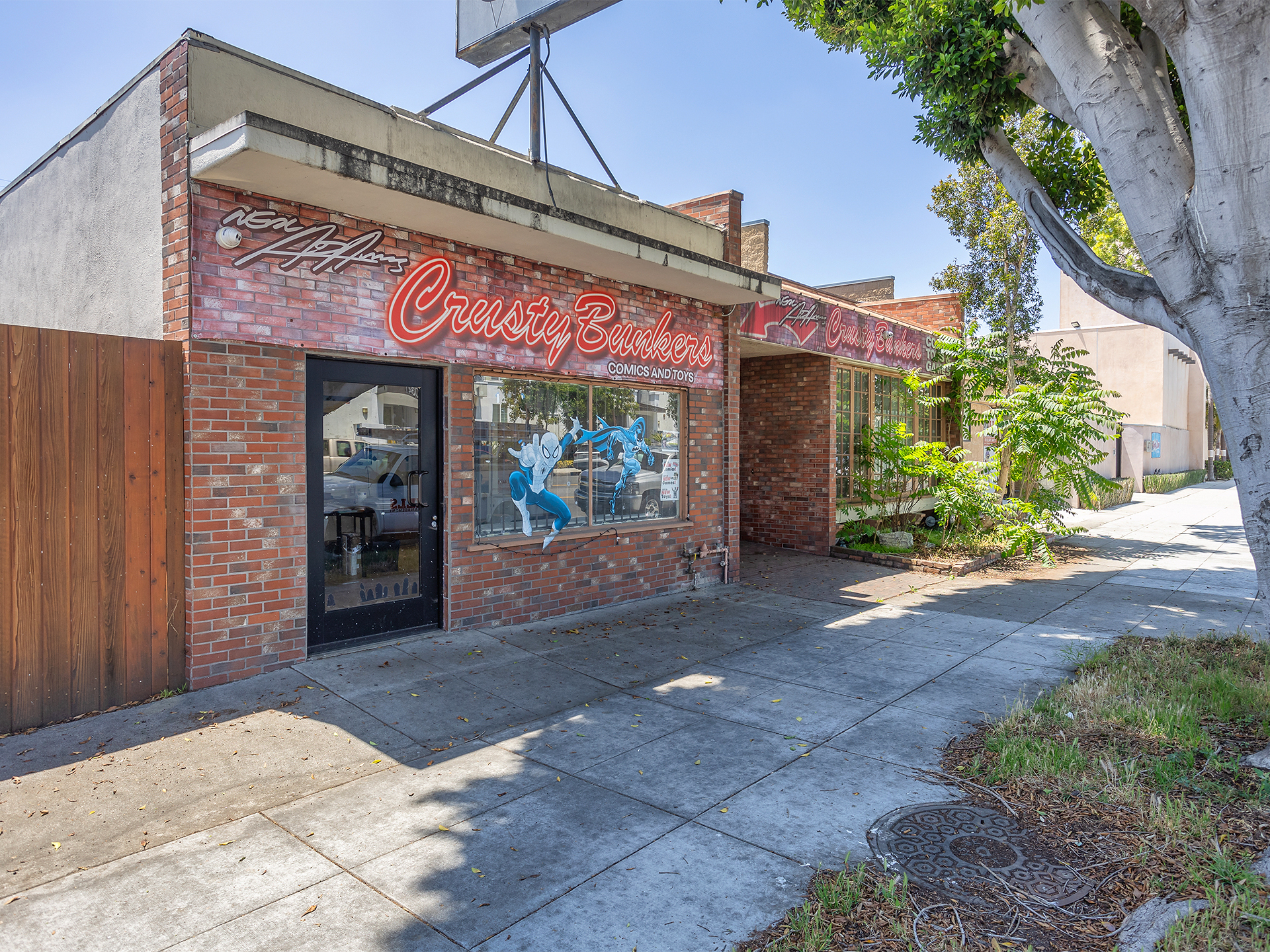 4708 W Magnolia Blvd, Burbank, CA for Sale