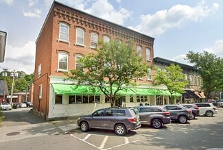 Woodstock, VT Bank - 21 Elm St