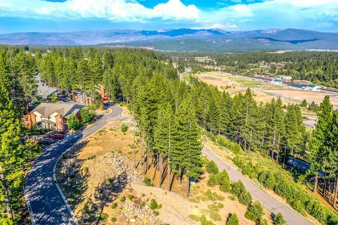 10153-10318 Stoneridge, Truckee, CA for Sale