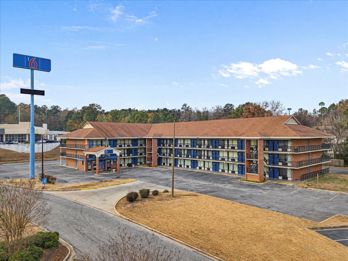 105 Riverside Pky, Macon-Bibb, GA for Sale