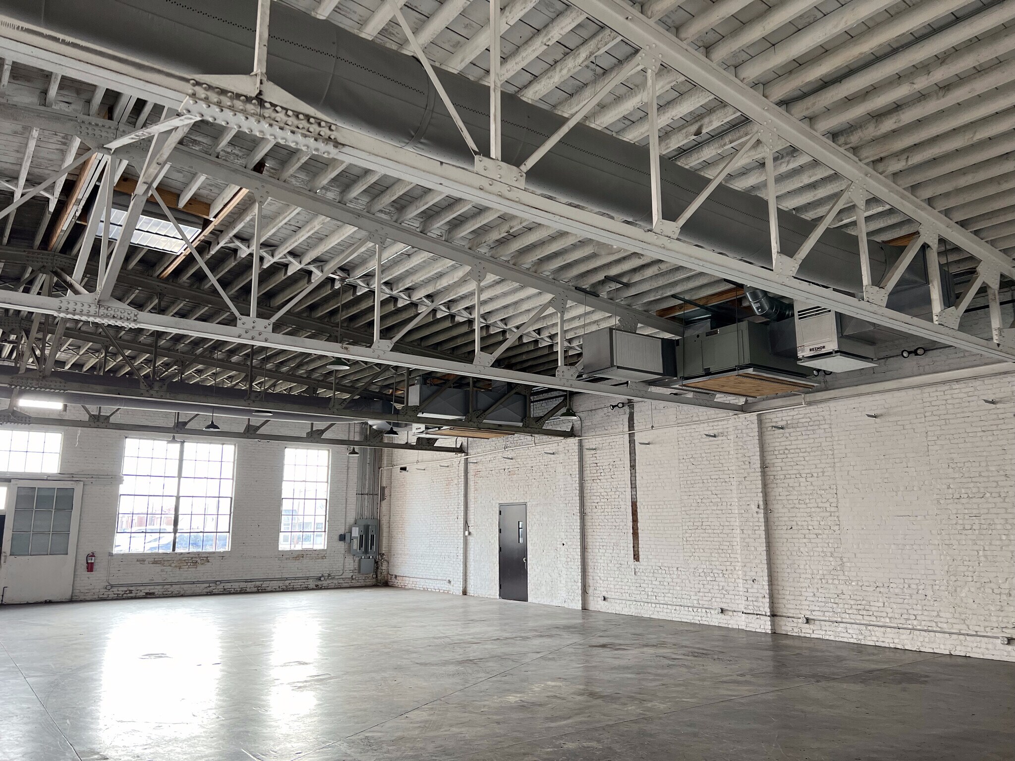 223 Commerce St, Kingsport, TN for Rent
