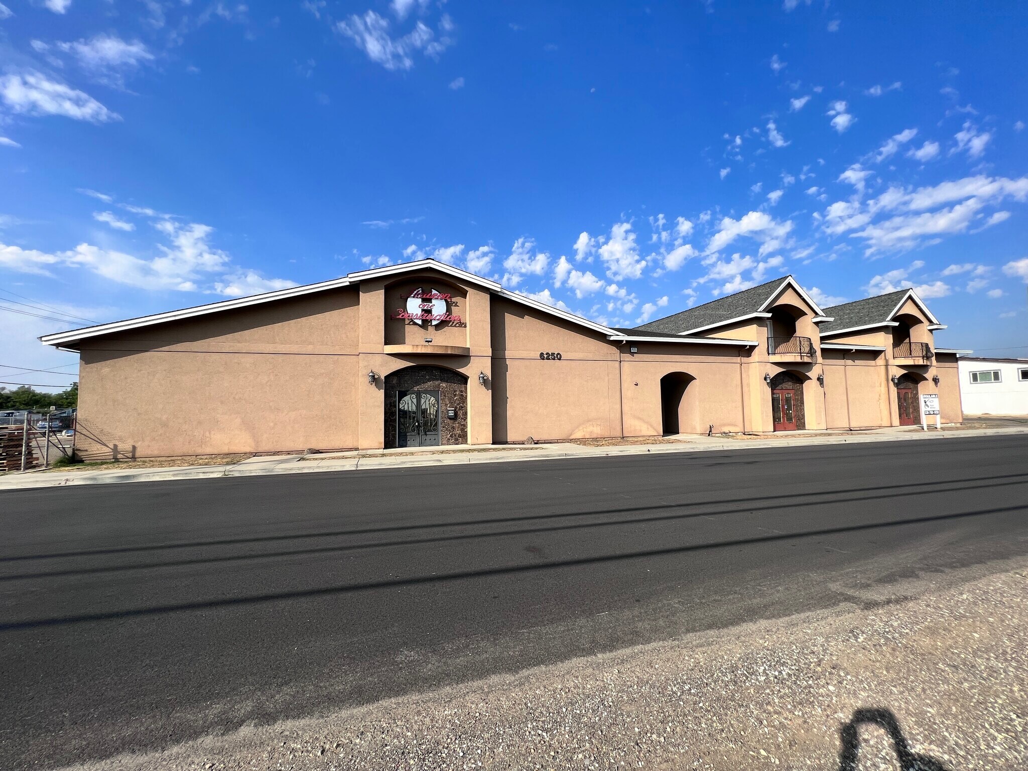 6250 Parallel Rd Anderson, CA 96007 Industrial Property for Lease on