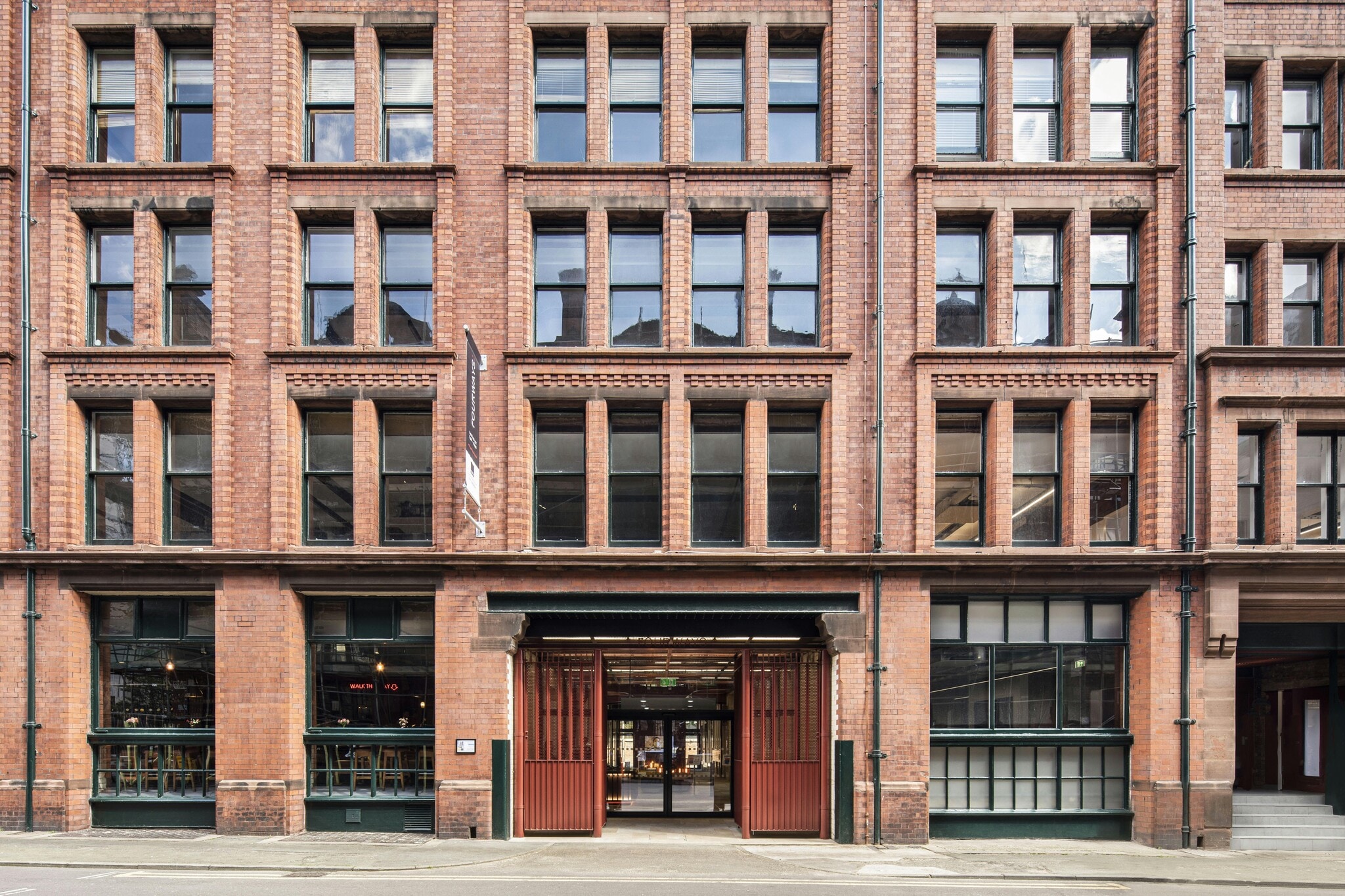 57 Hilton St, Manchester, GTM for Rent