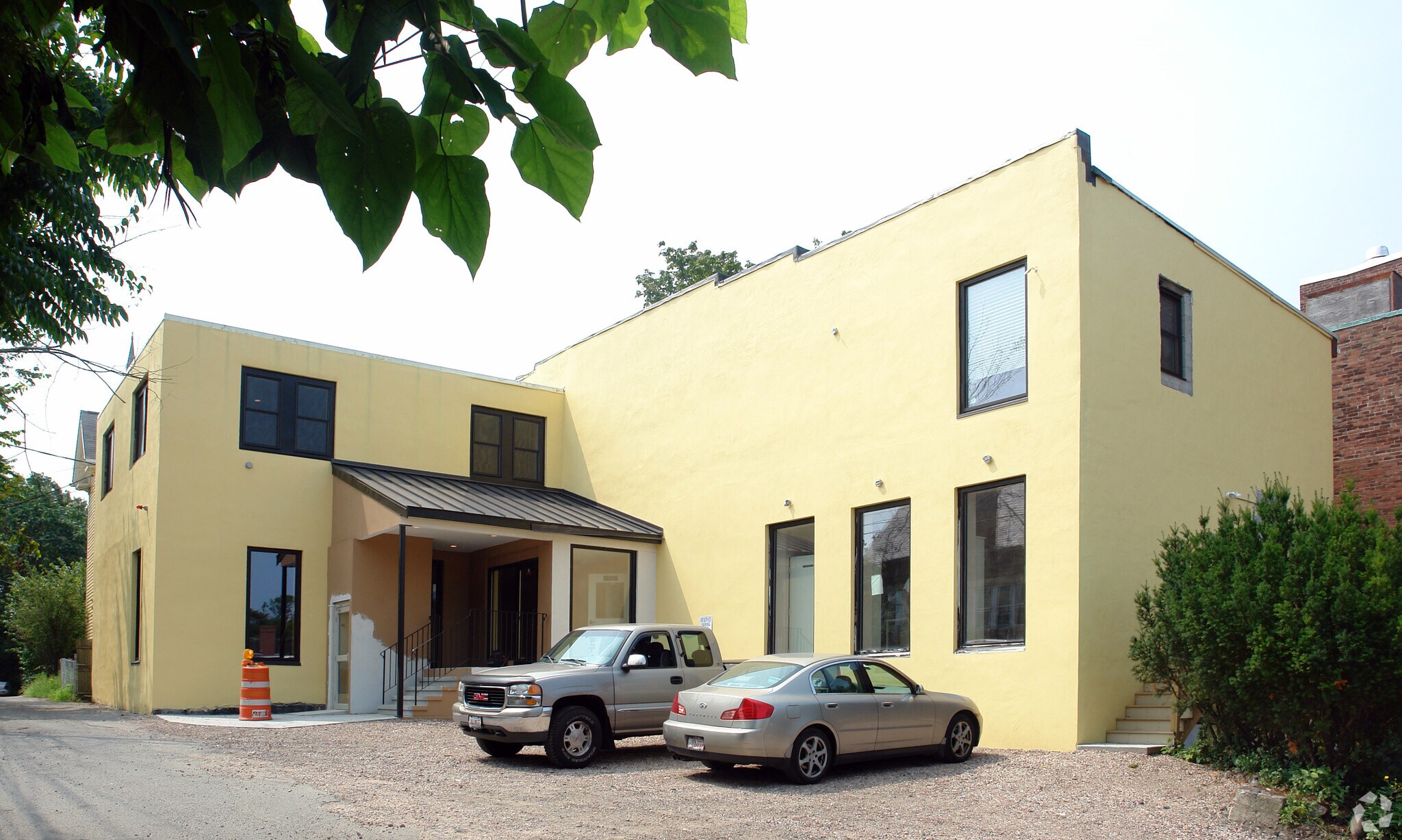 15 Spencer St, Newton, MA for Sale