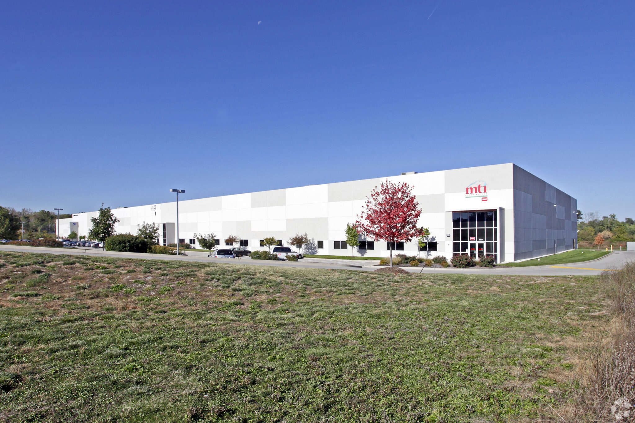 8901-8941 Springdale Ave, Berkeley, MO for Rent