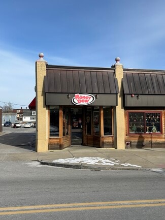 Middleboro, MA Retail - 57 Center Ave