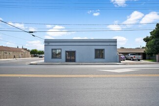 Hilmar, CA Office/Residential - 7490 Lander Ave
