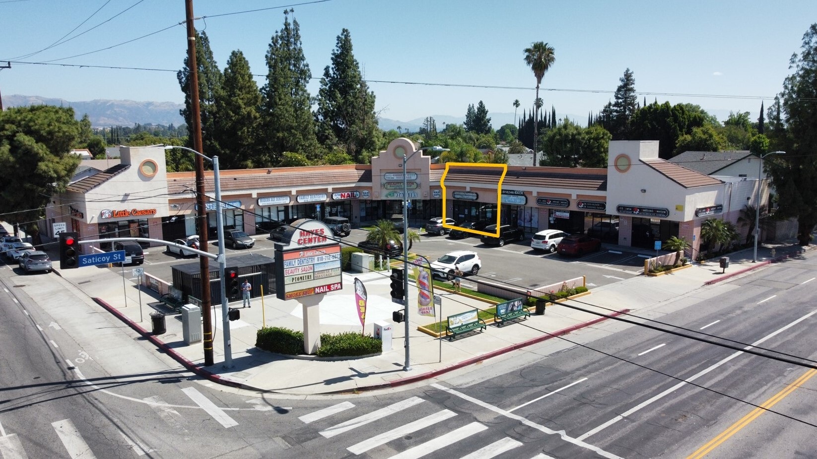 7606 Fallbrook Ave, Canoga Park, CA for Rent