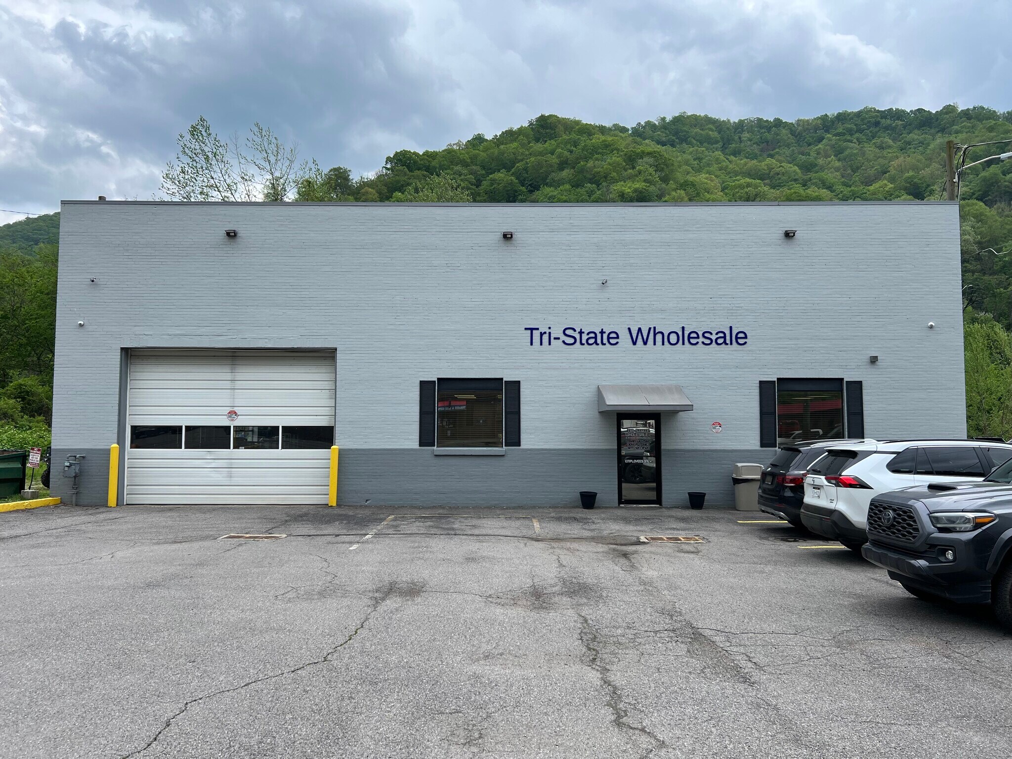 1116 Old Logan rd, Logan, WV for Rent