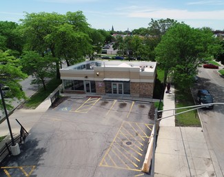 Chicago, IL Retail - 6740 N Ridge Blvd