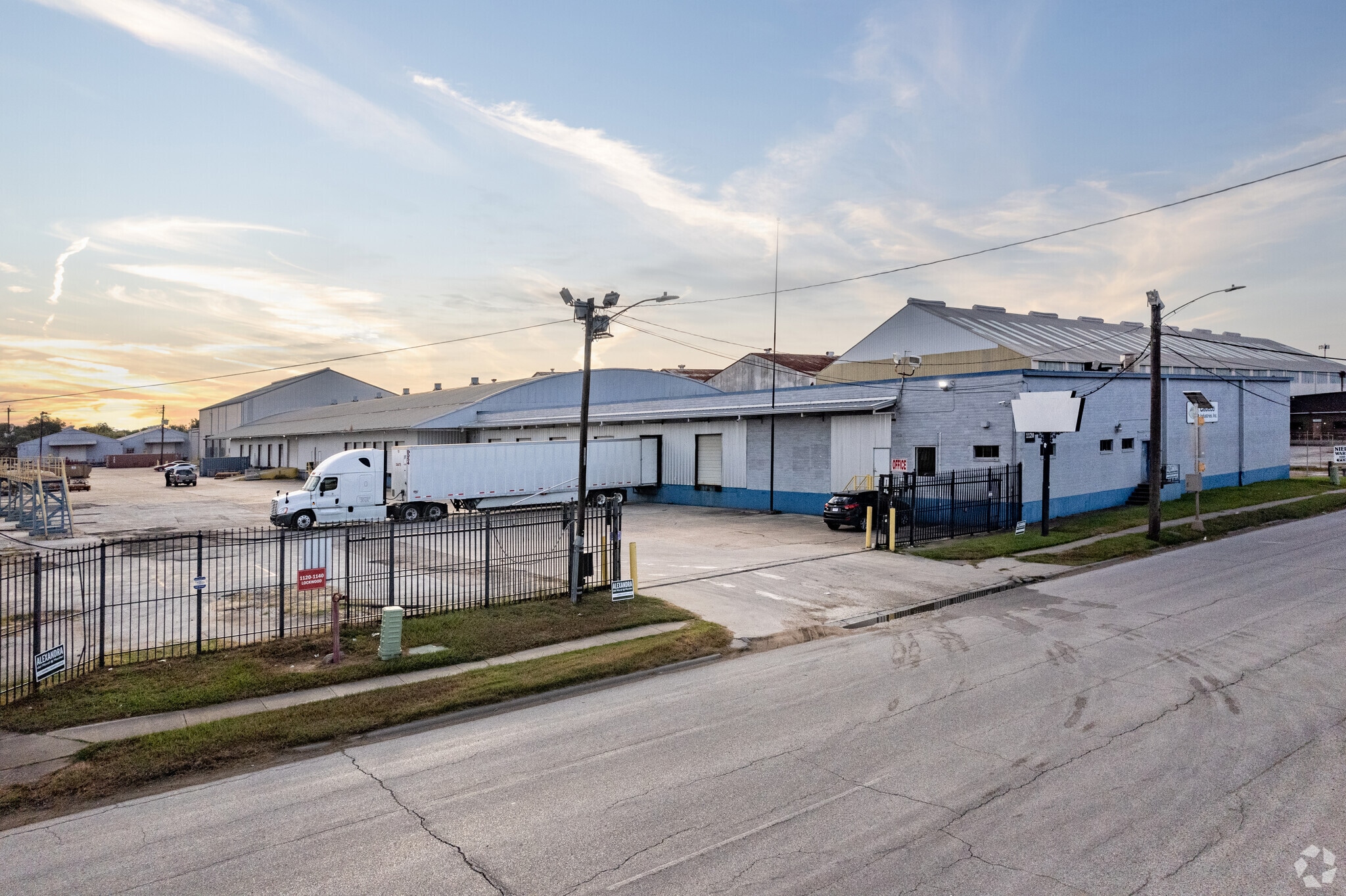 1120 Lockwood Dr, Houston, TX for Rent