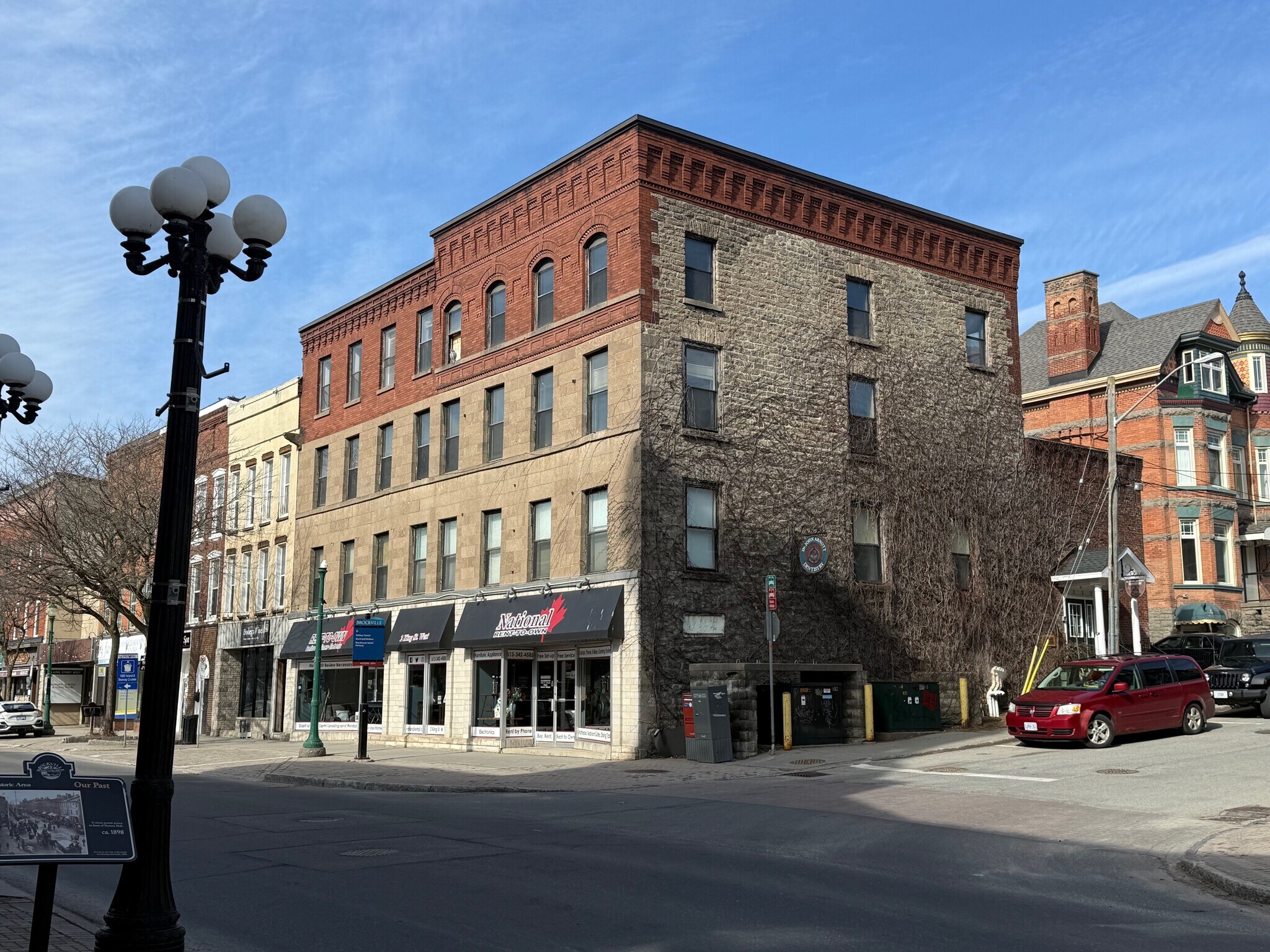 2 King St W, Brockville, ON for Sale