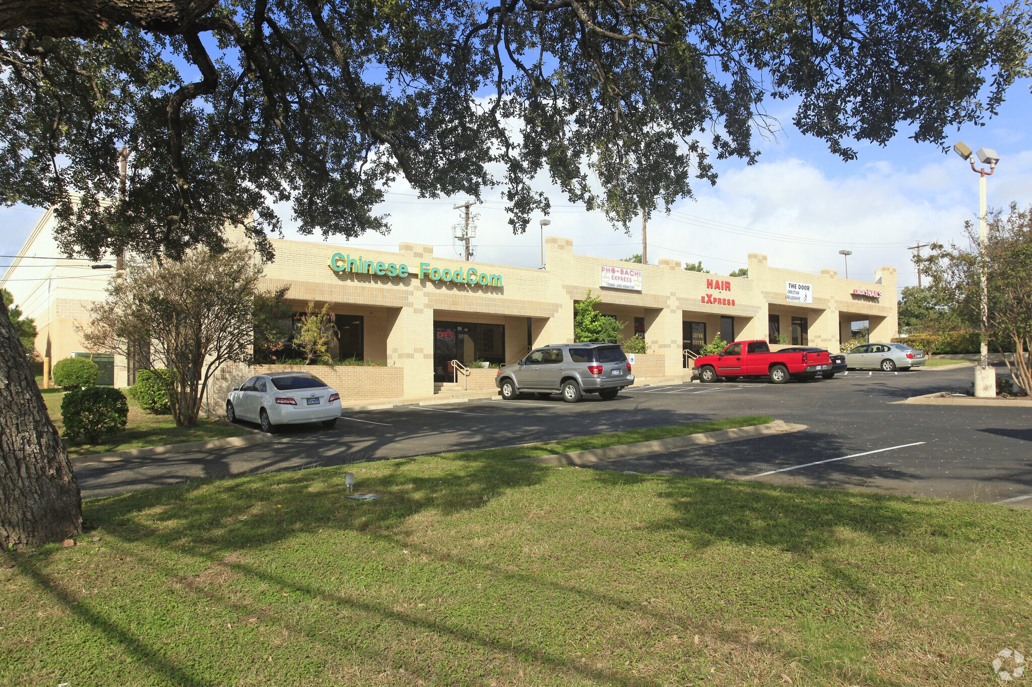 600 N Austin Ave, Georgetown, TX for Rent