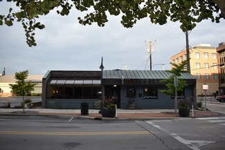 Traverse City, MI Restaurant - 120 S Park St