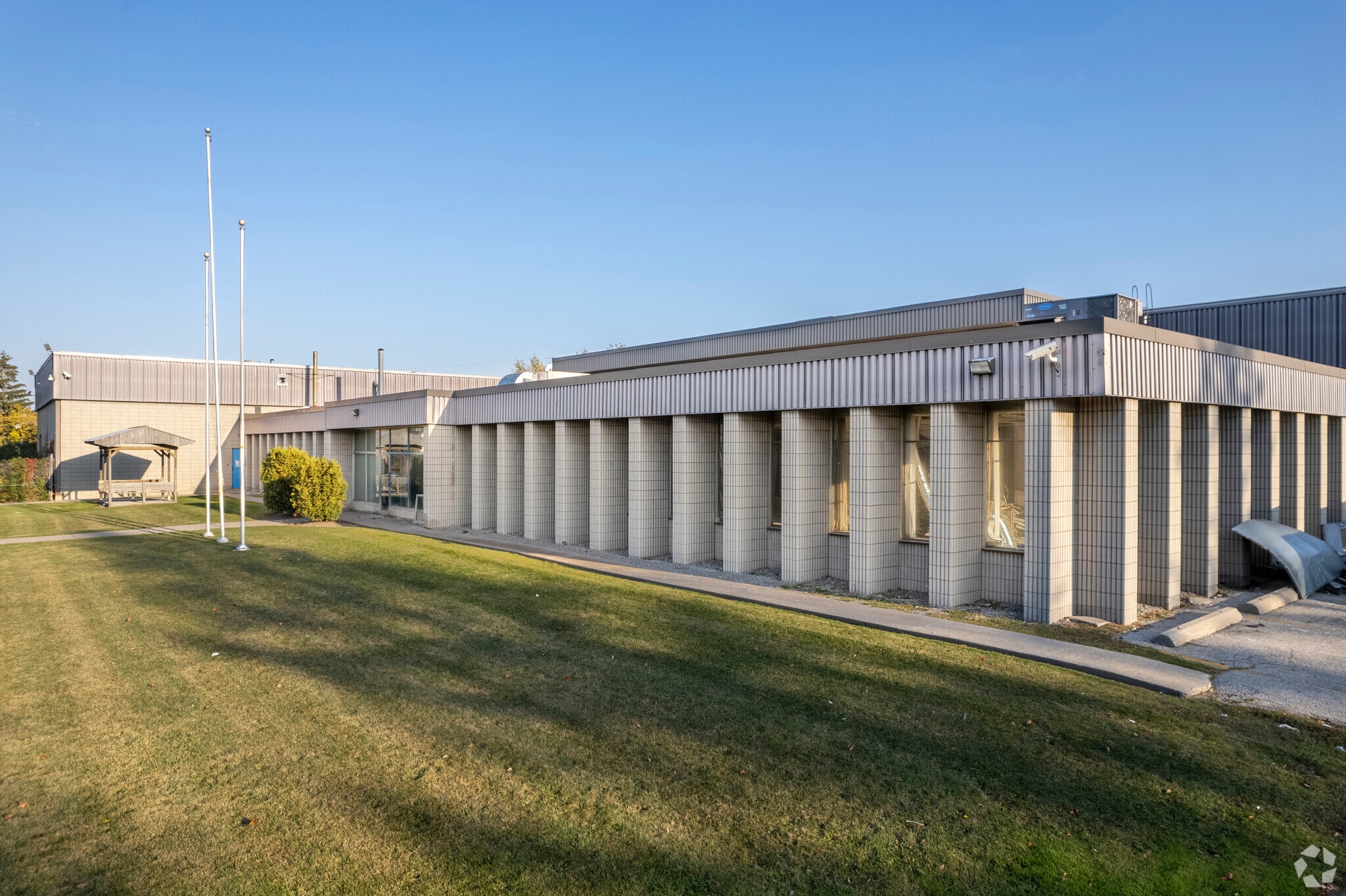 525 Finley Ave, Ajax, ON for Sale