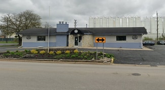 Aurora, IL Restaurant - 914 N Highland Ave