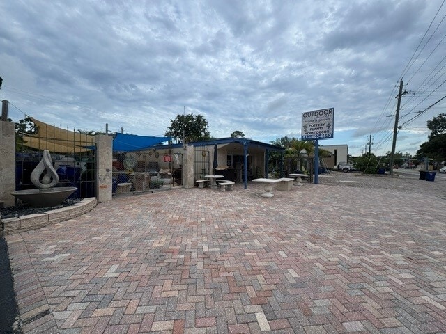 3633 S West Shore Blvd, Tampa, FL for Sale