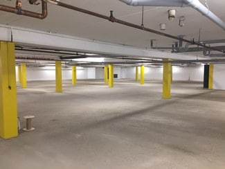 Edmonton, AB Office/Retail - 10104 114 St NW Edmonton, AB Office/Retail - 10104 114 St NW