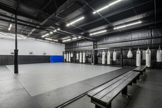 Oakland, FL Flex - 300 Countyline Ct