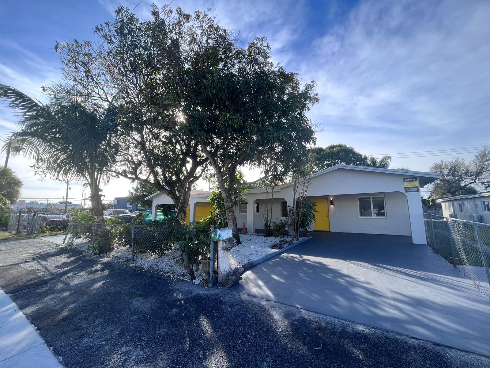 2140-2160 NW 29th St, Oakland Park, FL for Sale