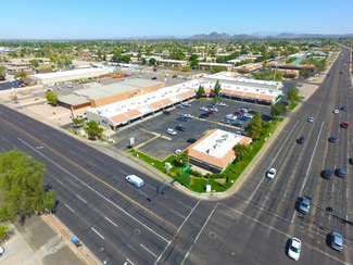 Phoenix, AZ Retail - N 35th Ave @ W Greenway Rd