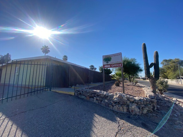 2740 N Balboa Ave, Tucson, AZ for Sale